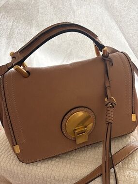 Chloe’ calfskin tan Lexa bag